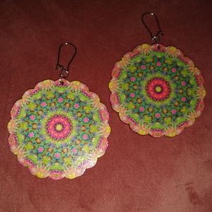 🌿2for$30 Wooden Flower Mandala Earrings Bohemian Round Pink Green Festival Wood